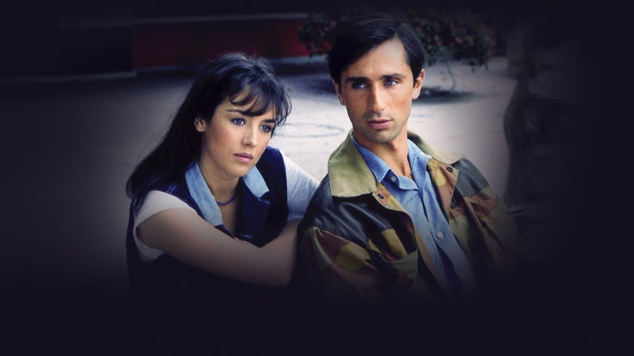 Clara et les Chics Types backdrop