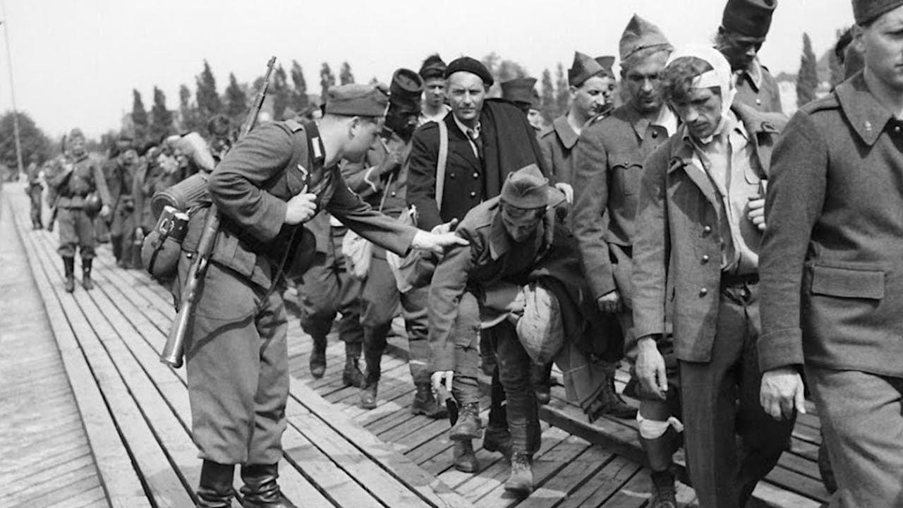 Le Passage du Rhin backdrop