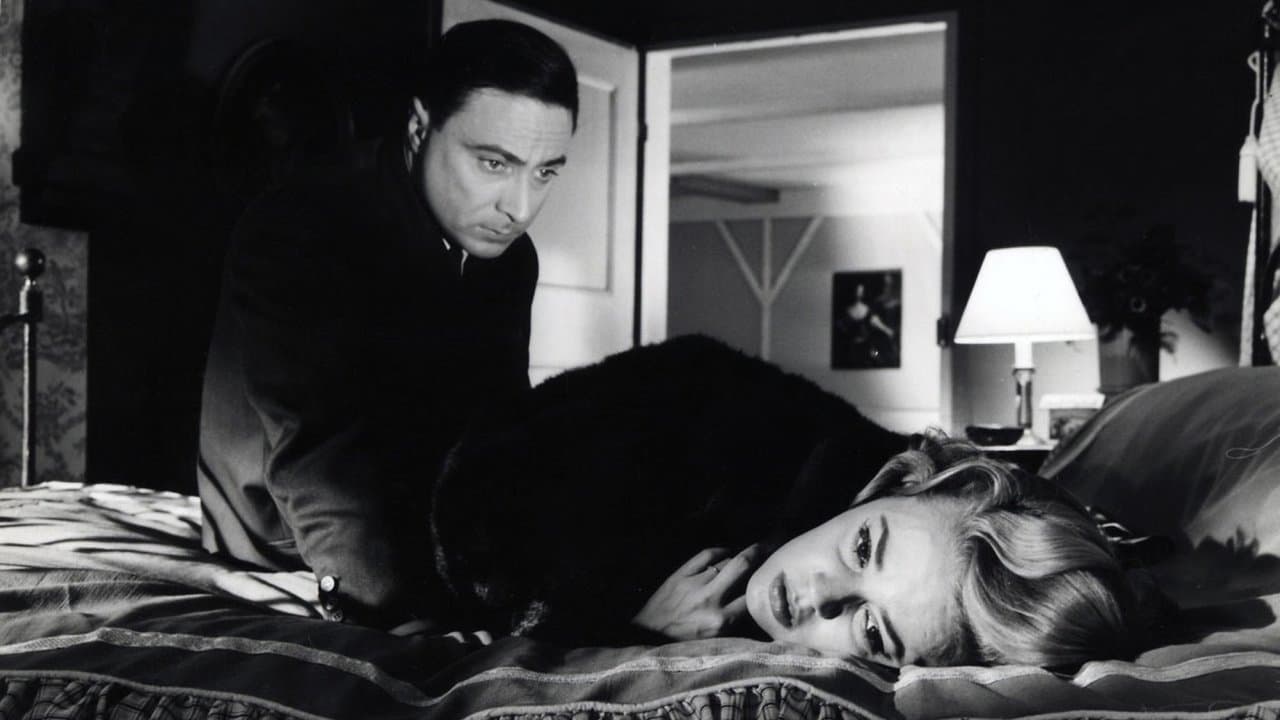 Le Dos au mur backdrop