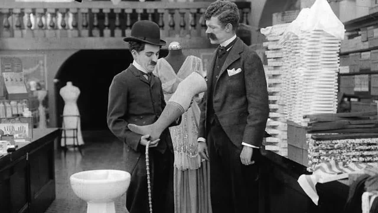 Charlot chef de rayon backdrop