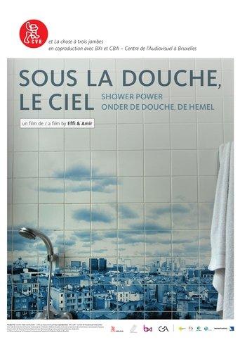 Sous la douche, le ciel poster