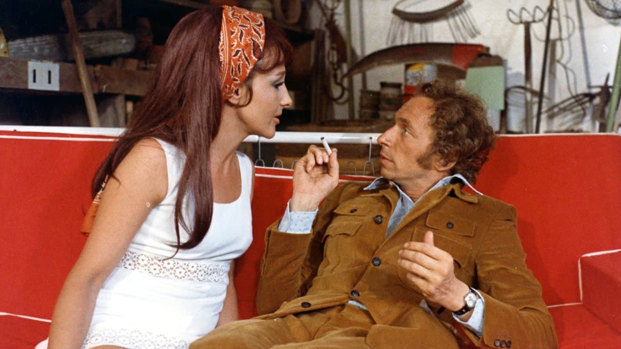 Le Distrait backdrop