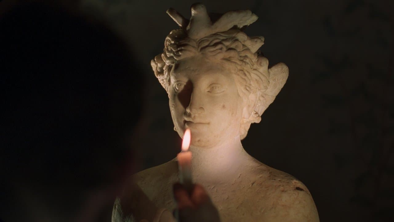 La Chimère backdrop