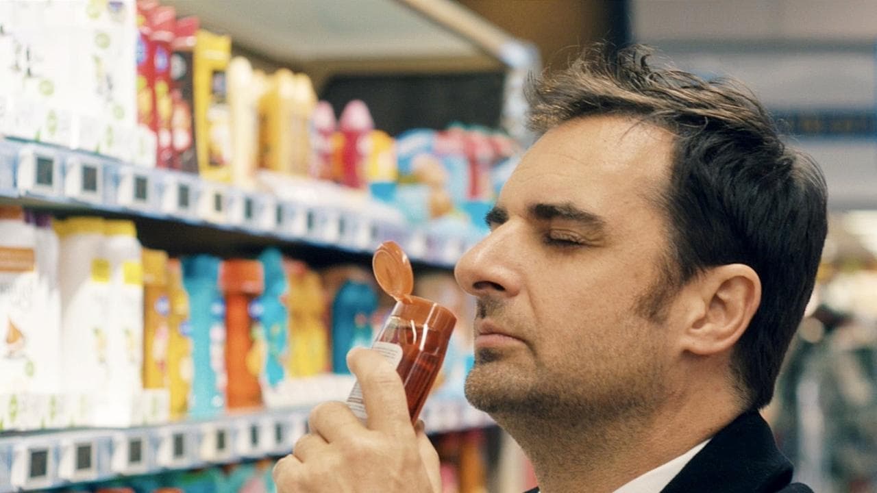 Les Parfums backdrop