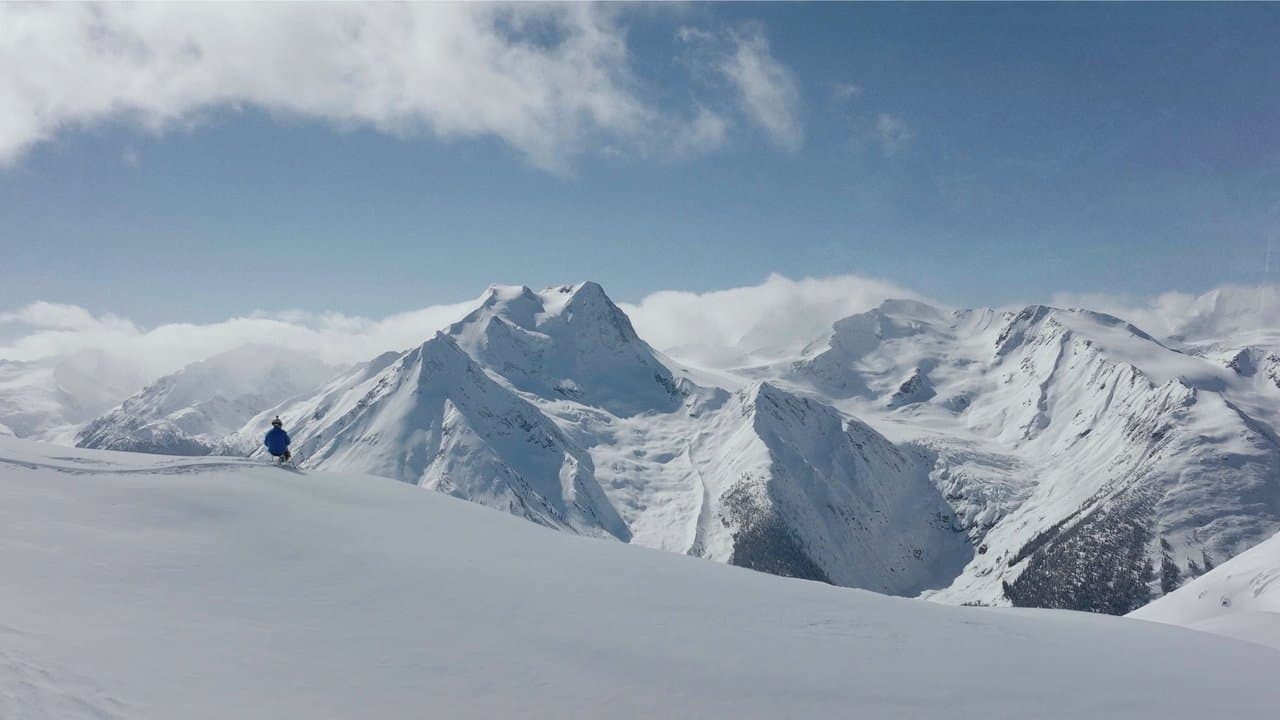 Full Circle : Au commencement était la chute backdrop