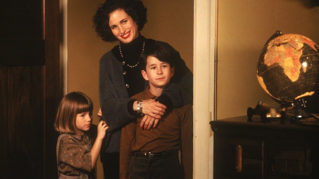 Les liens du souvenir backdrop