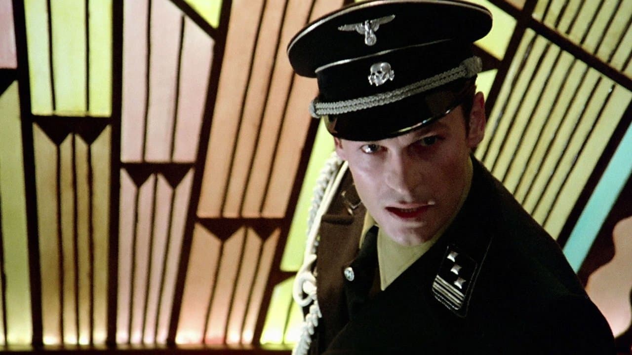 Les Damnés backdrop