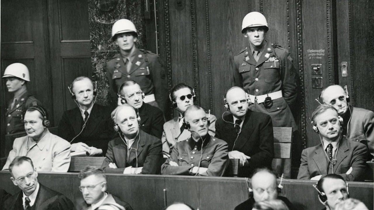 Le procès de Nuremberg : les Nazis face à leurs crimes backdrop