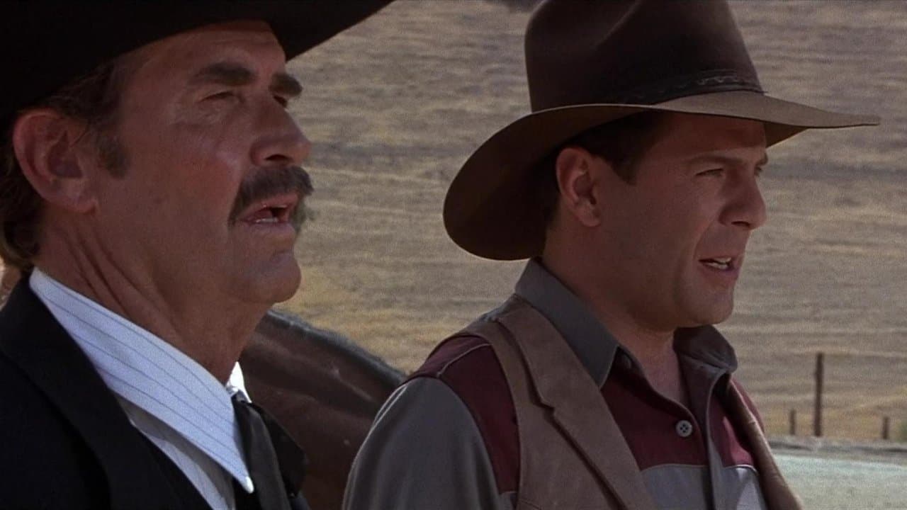 Meurtre à Hollywood backdrop