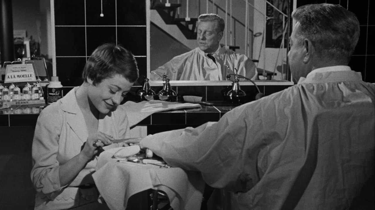 Le rouge est mis backdrop