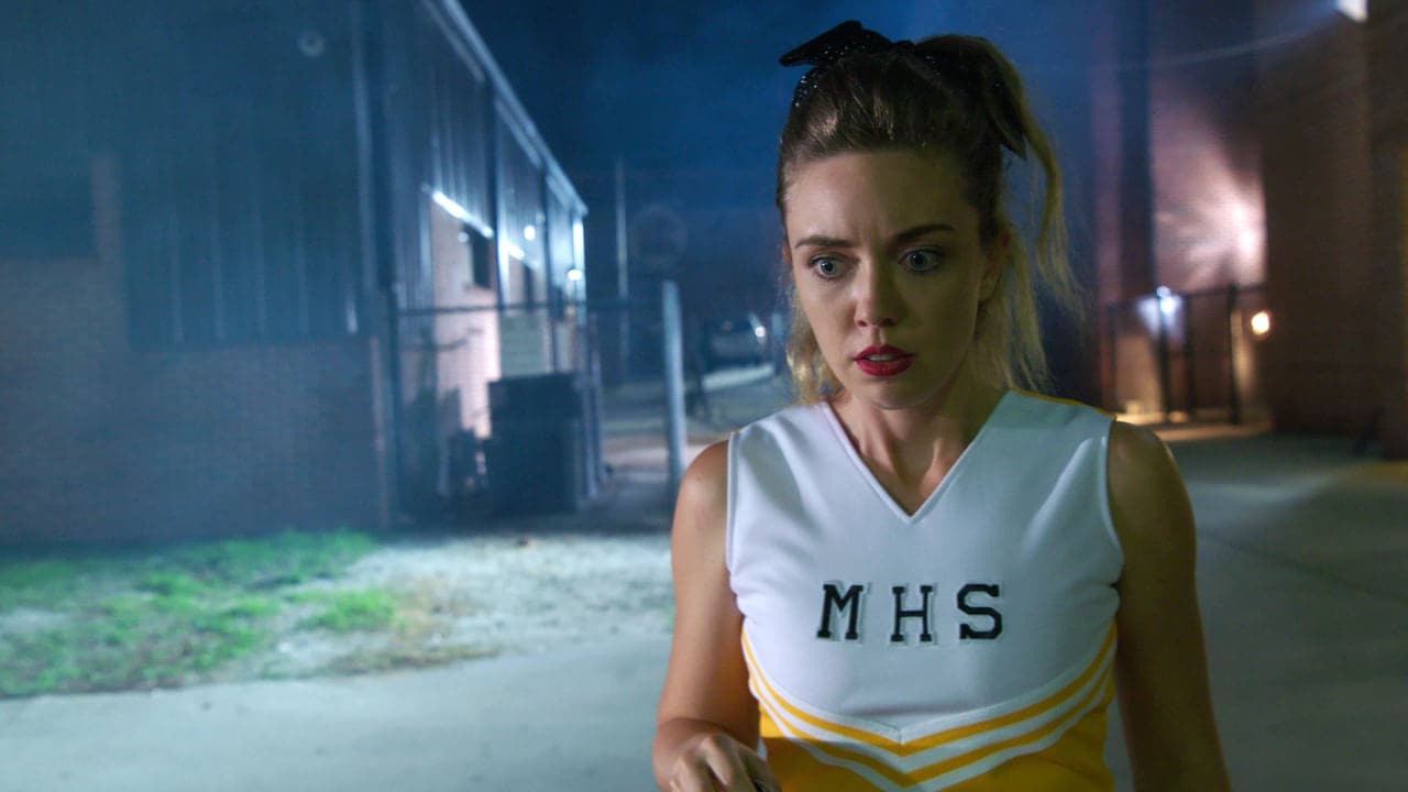 Etudiantes victimes de leur beauté backdrop