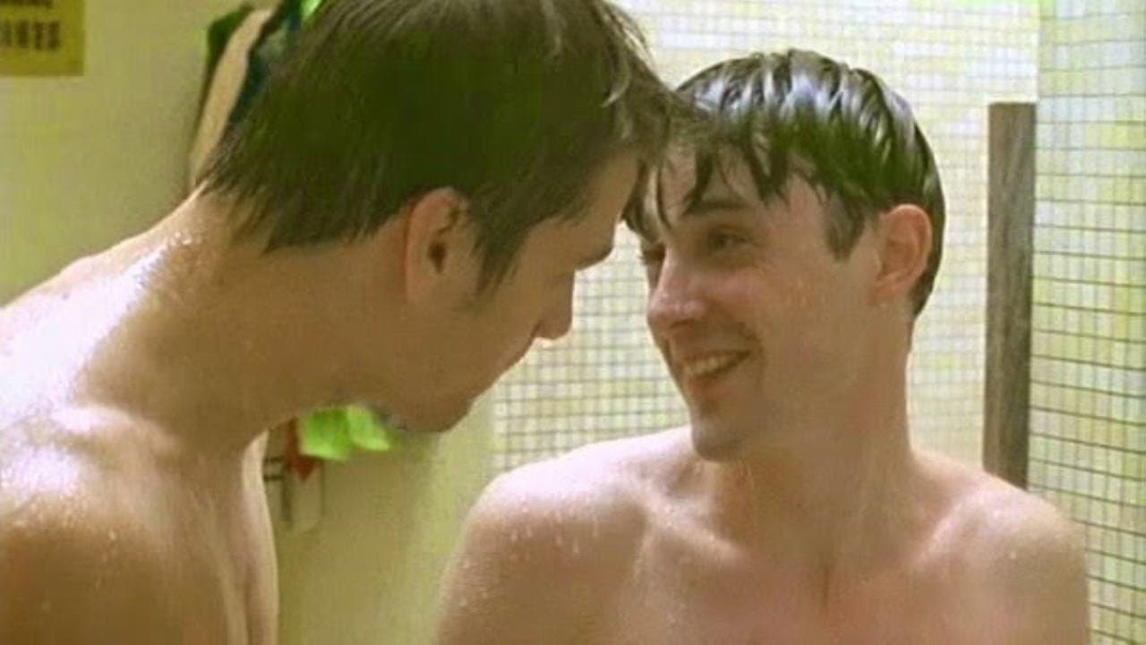 À cause d'un garçon backdrop