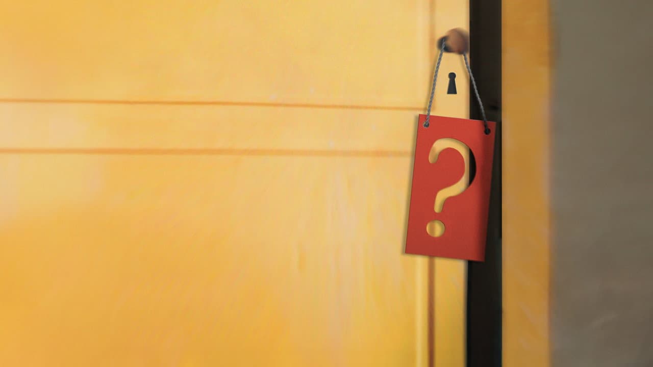 Le Mystère de la chambre jaune backdrop