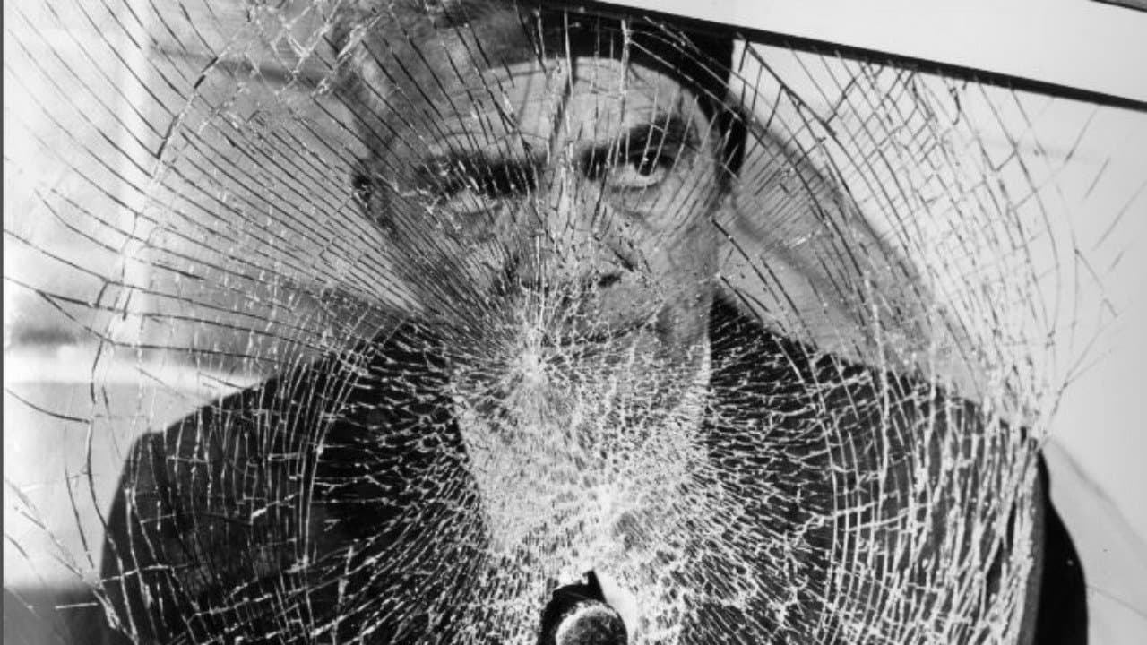 Quand la terre s'entrouvrira backdrop