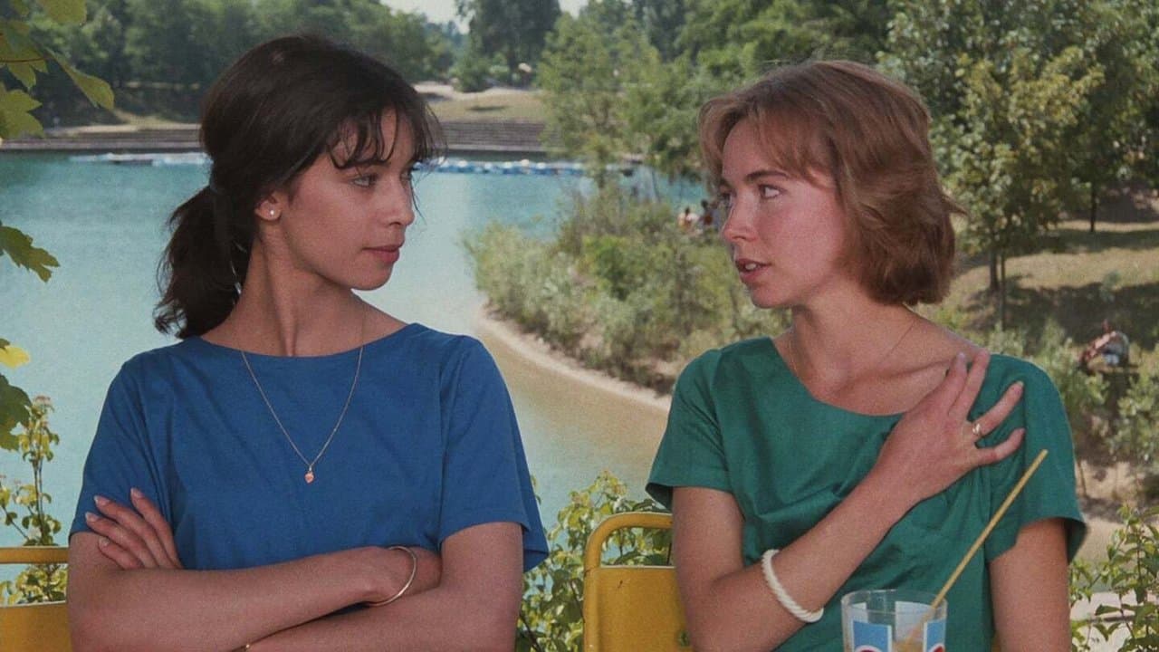 L'Ami de mon amie backdrop