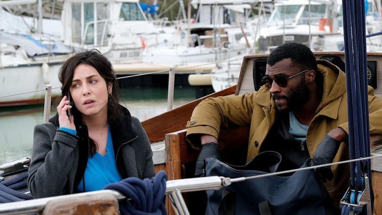 Les Mystères de la marée backdrop