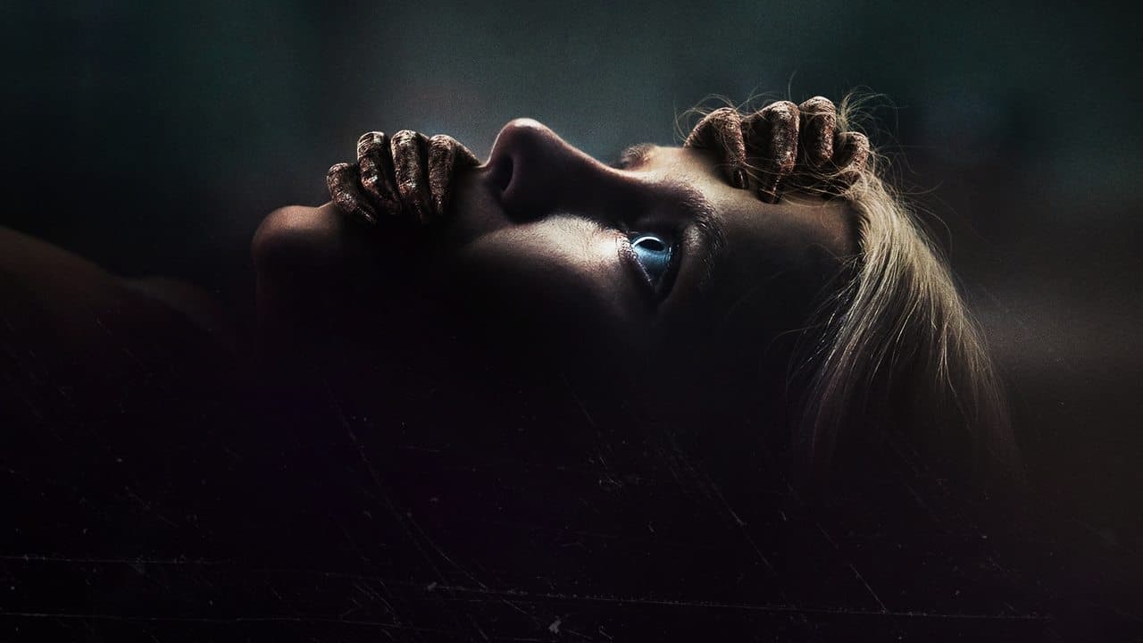 Excroissance backdrop