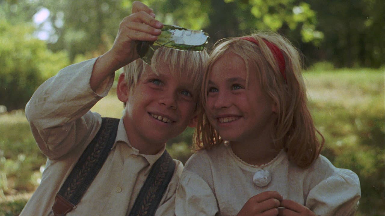 Hugo et Joséphine backdrop