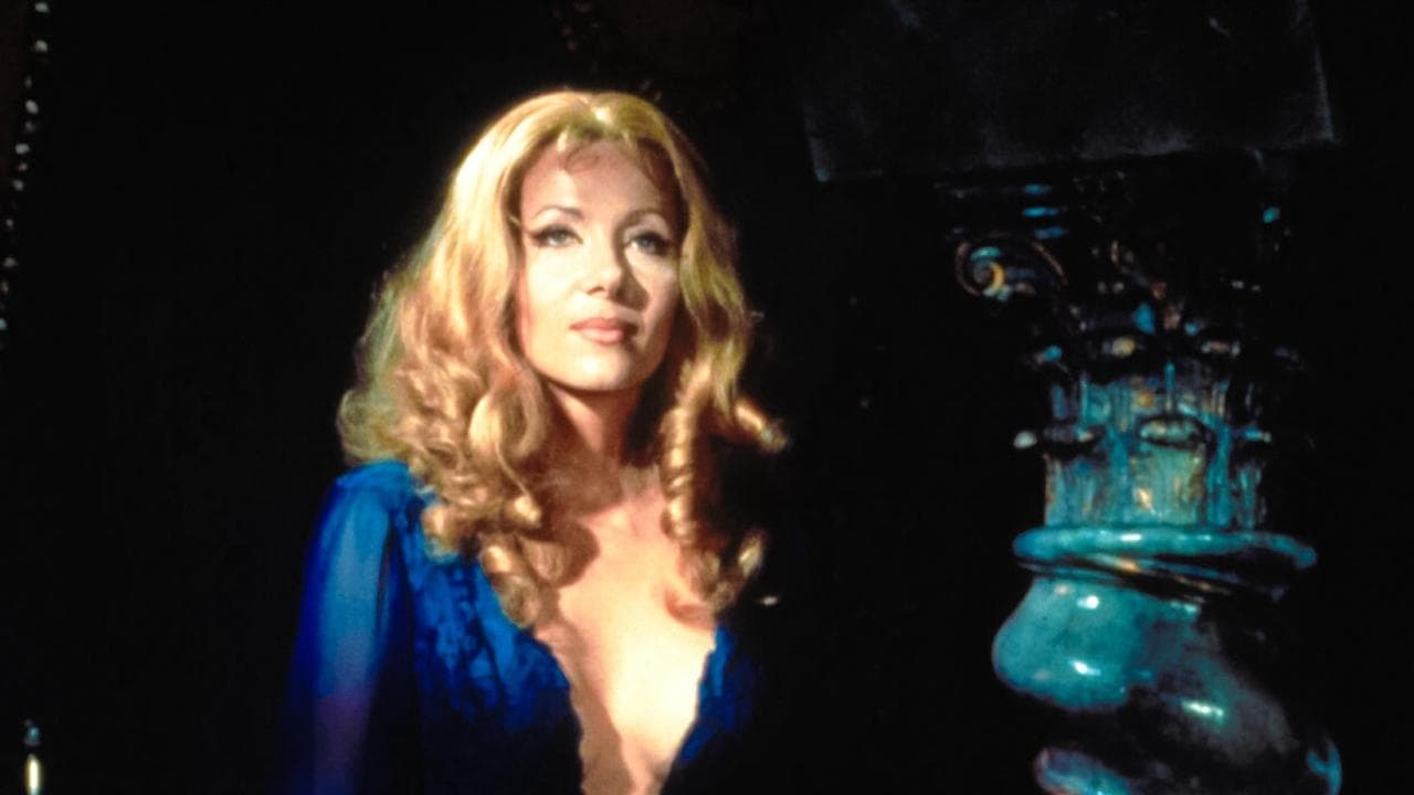 Comtesse Dracula backdrop