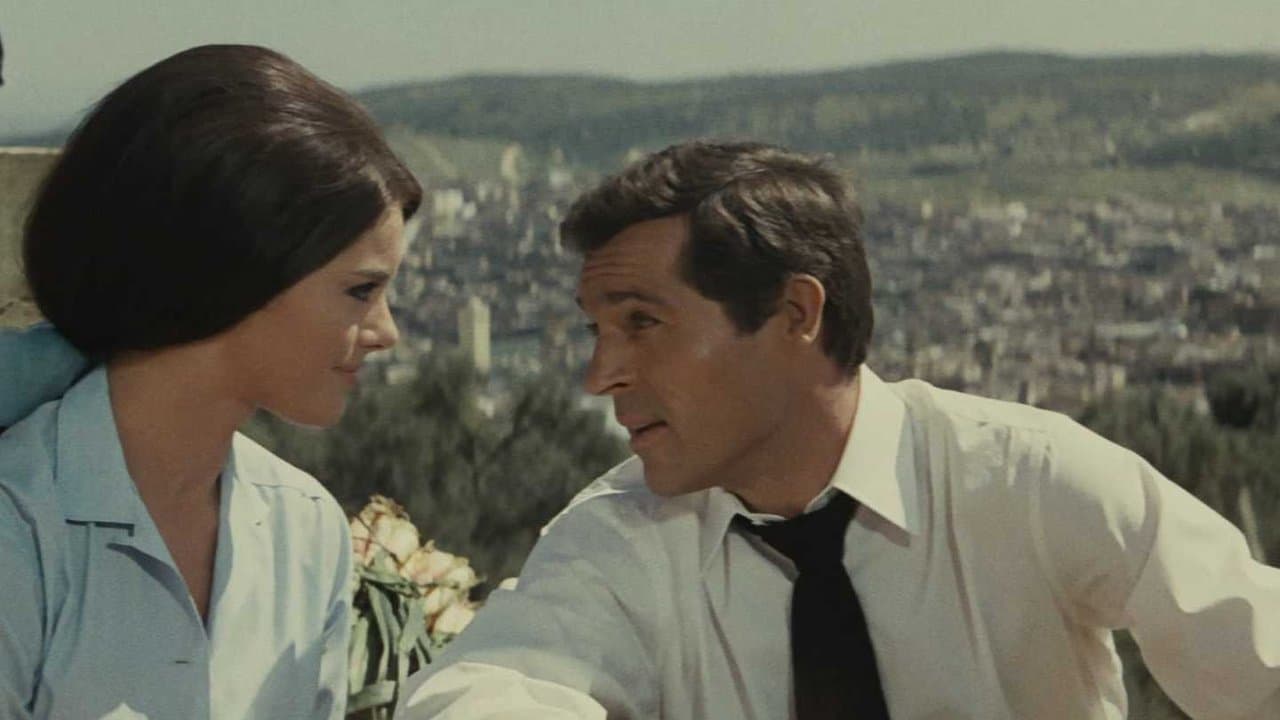 L'Homme qui valait des milliards backdrop