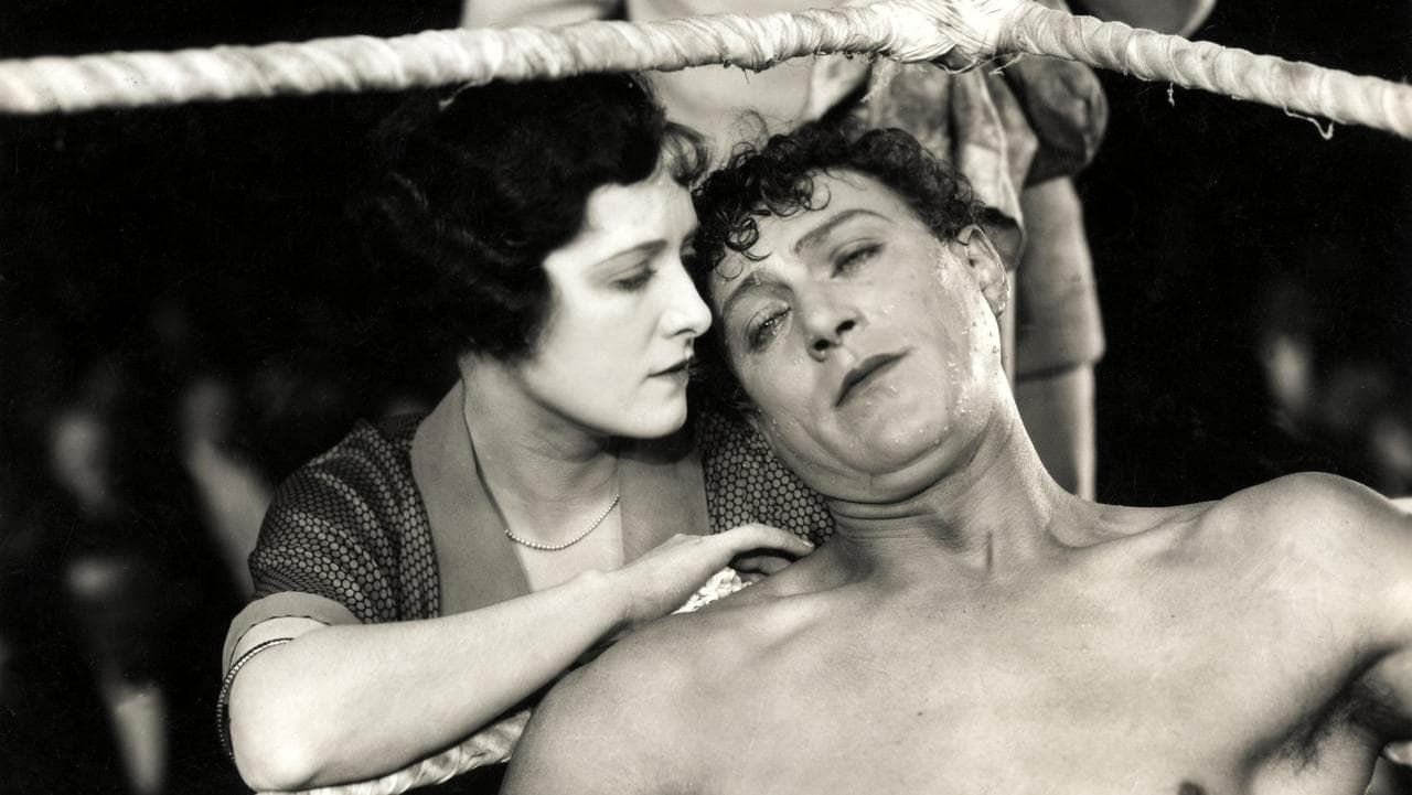 Le Masque de cuir backdrop