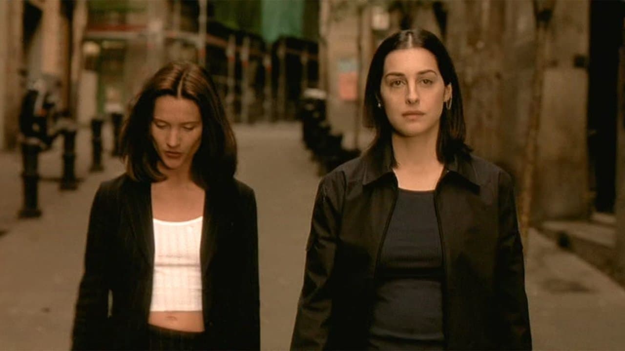 Pourquoi pas moi ? backdrop