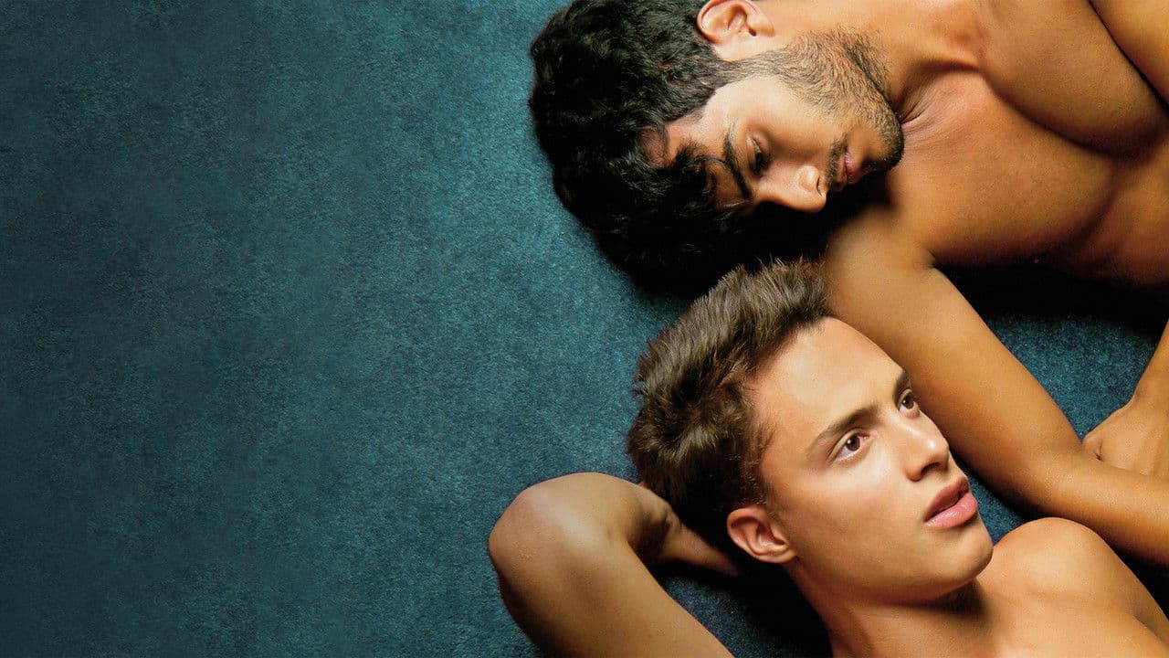 Tout le bonheur du monde backdrop