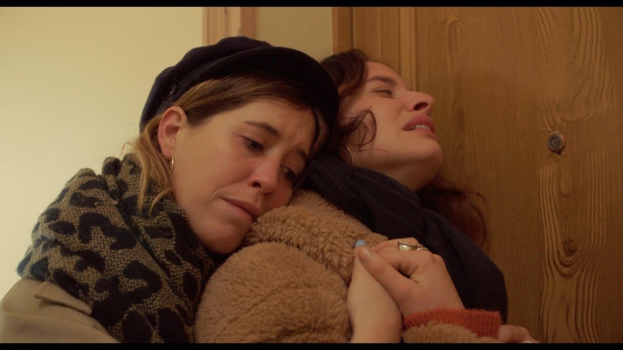 Trop d'amour backdrop