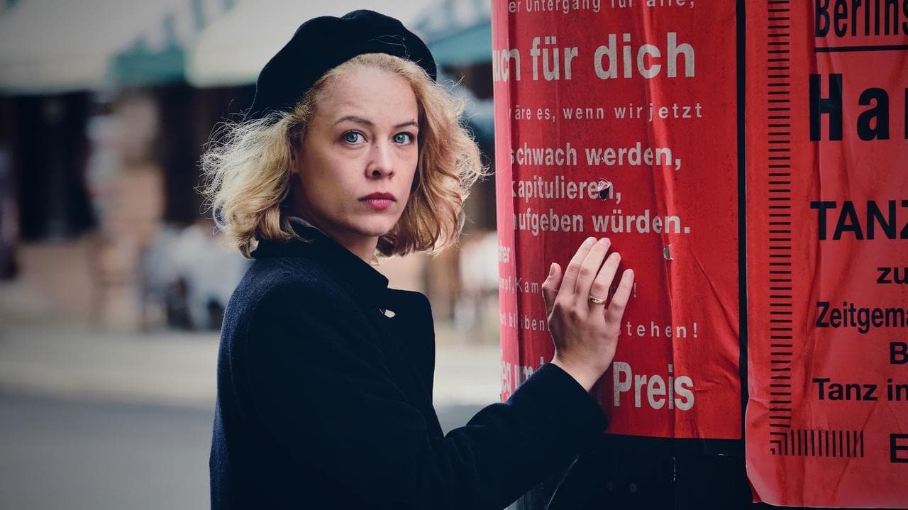 Stella, une vie allemande backdrop