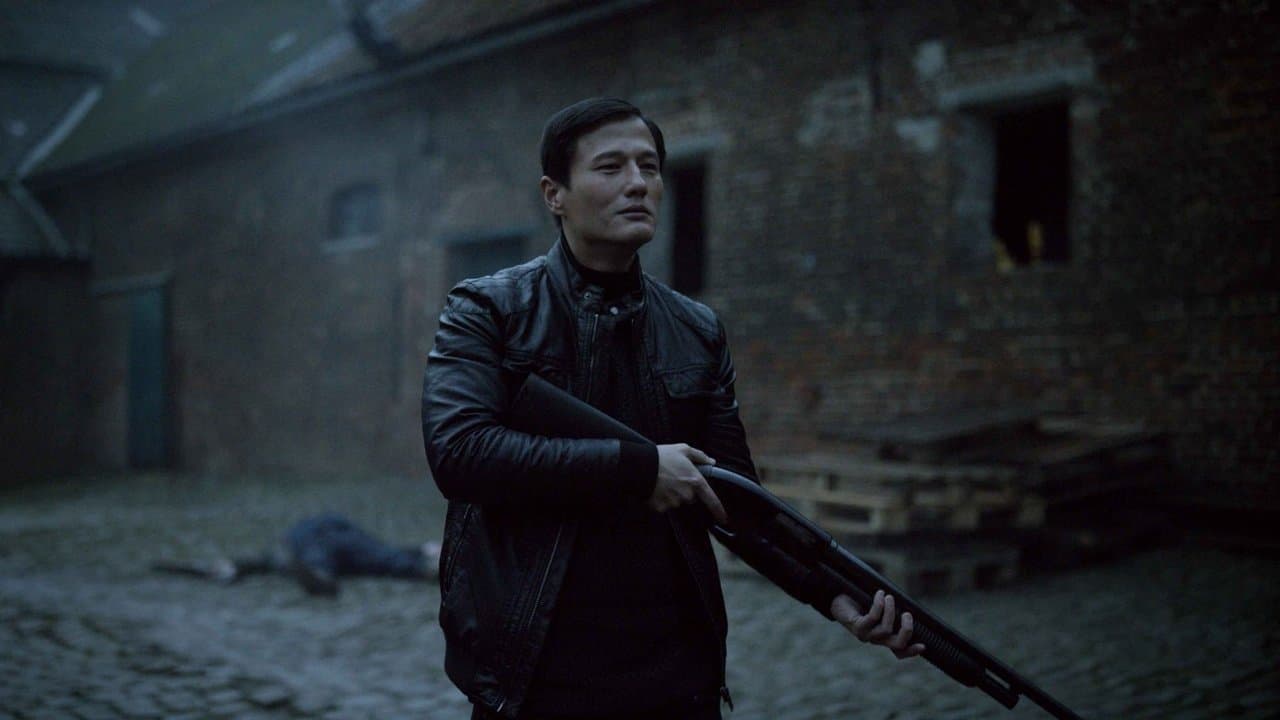 Le Serpent aux mille coupures backdrop