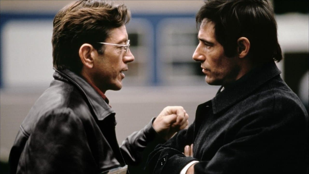 Le Fils préféré backdrop