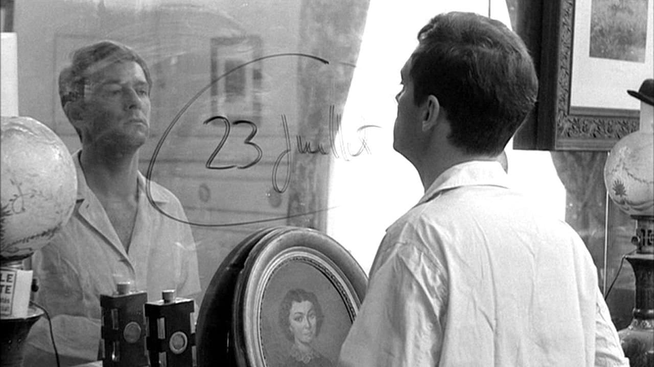 Le Feu follet backdrop