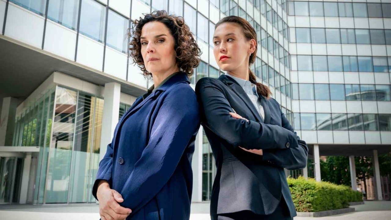 Maître Conti - Une femme, deux visages backdrop