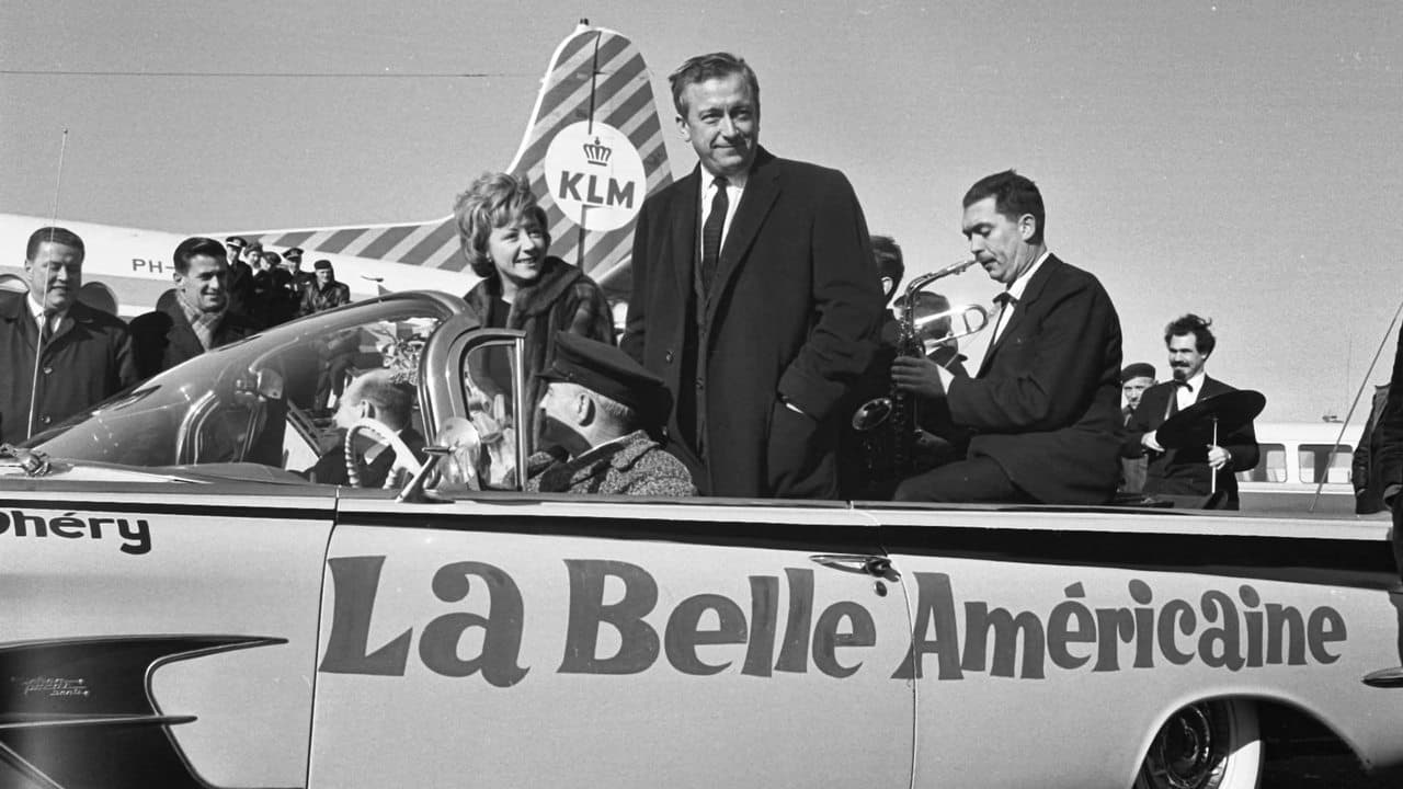 La Belle Américaine backdrop