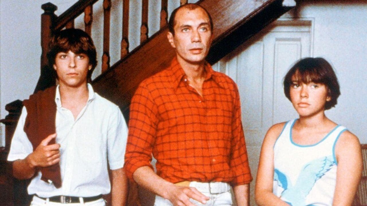 Pauline à la plage backdrop