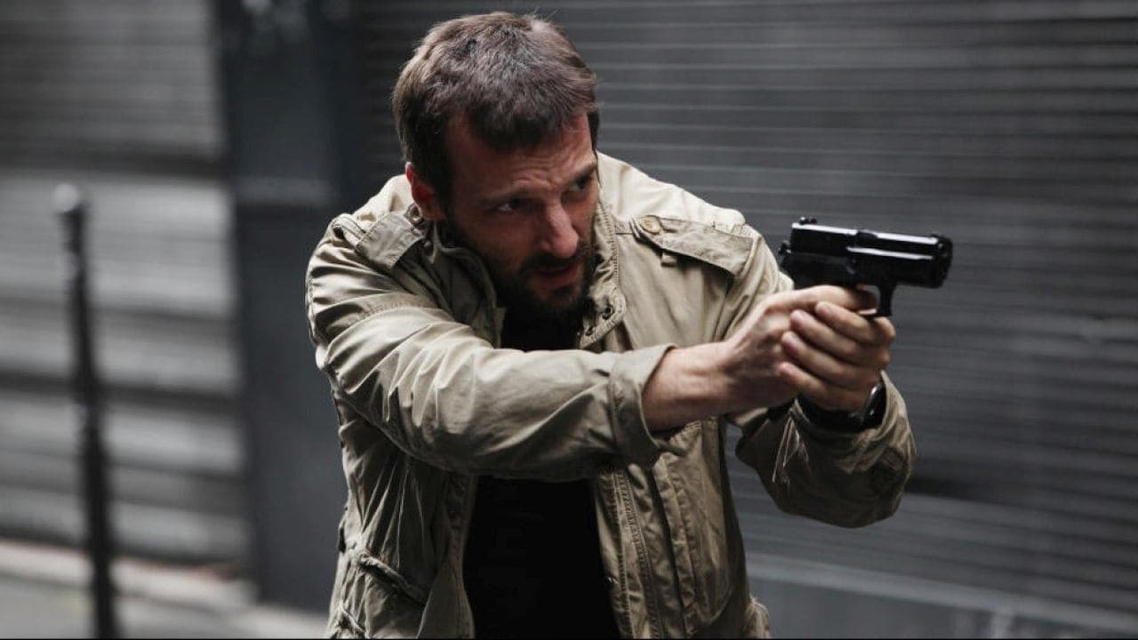 Le Guetteur backdrop