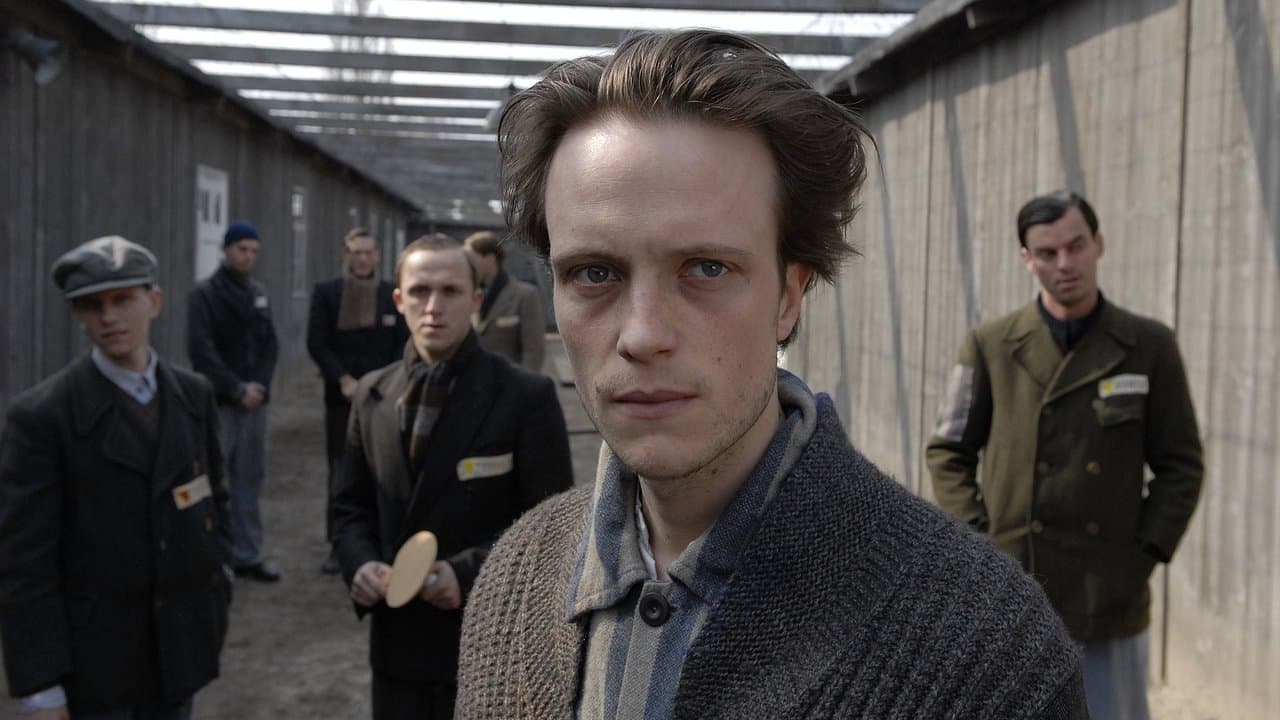 Les Faussaires backdrop