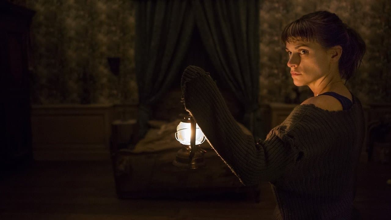 Au-delà des murs backdrop