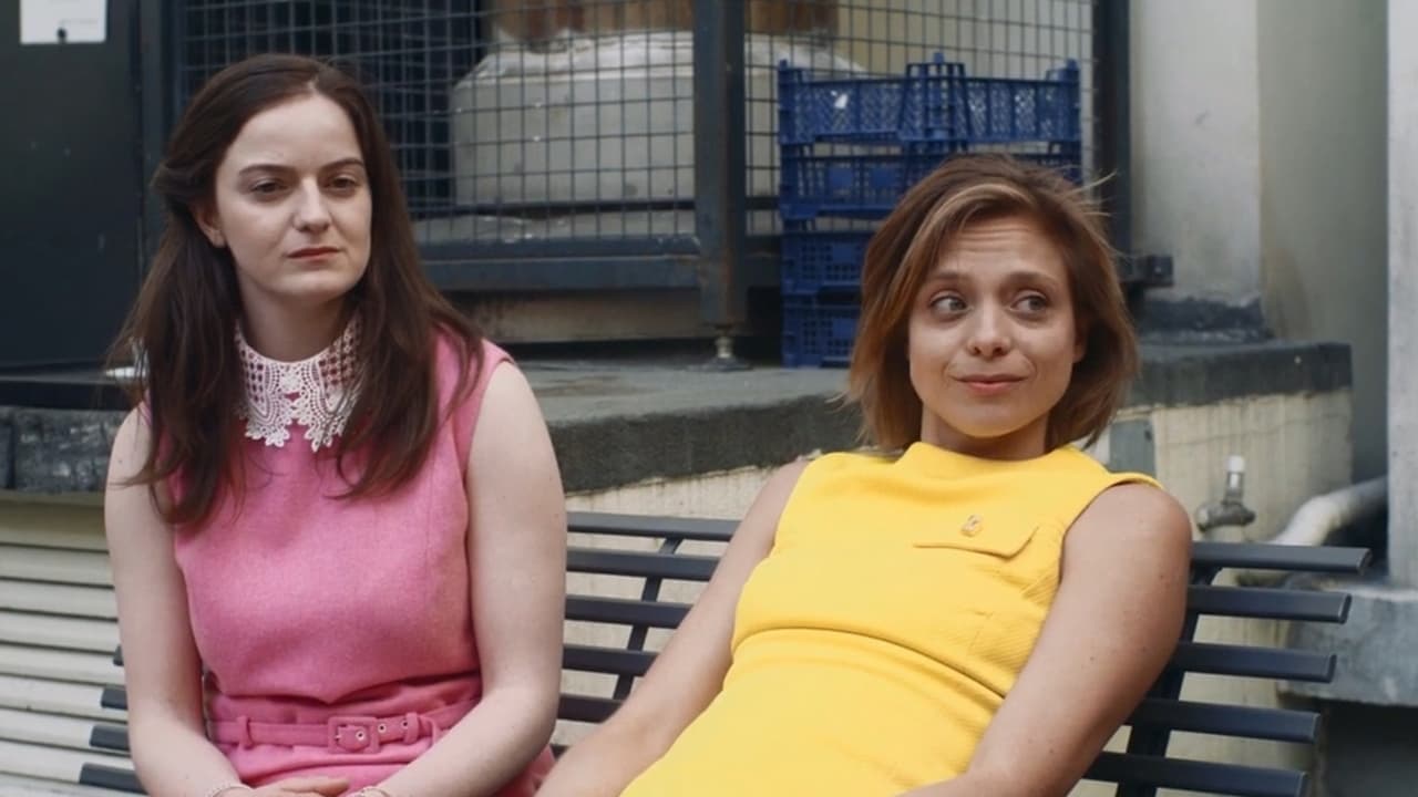 Les Indociles backdrop