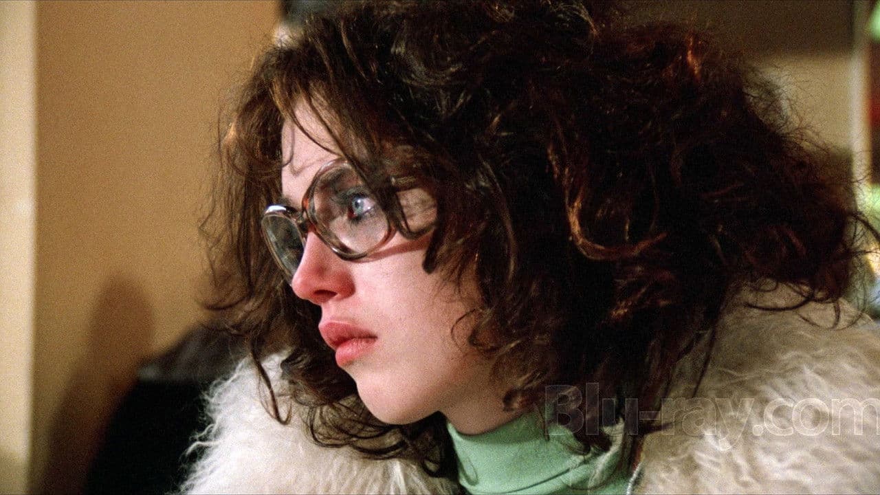 Le Locataire backdrop