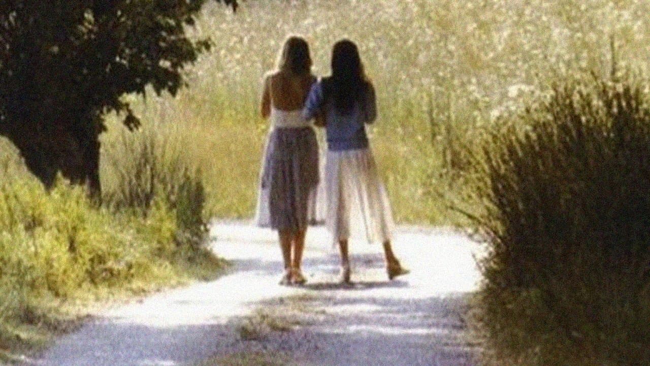 Le Voyage en douce backdrop