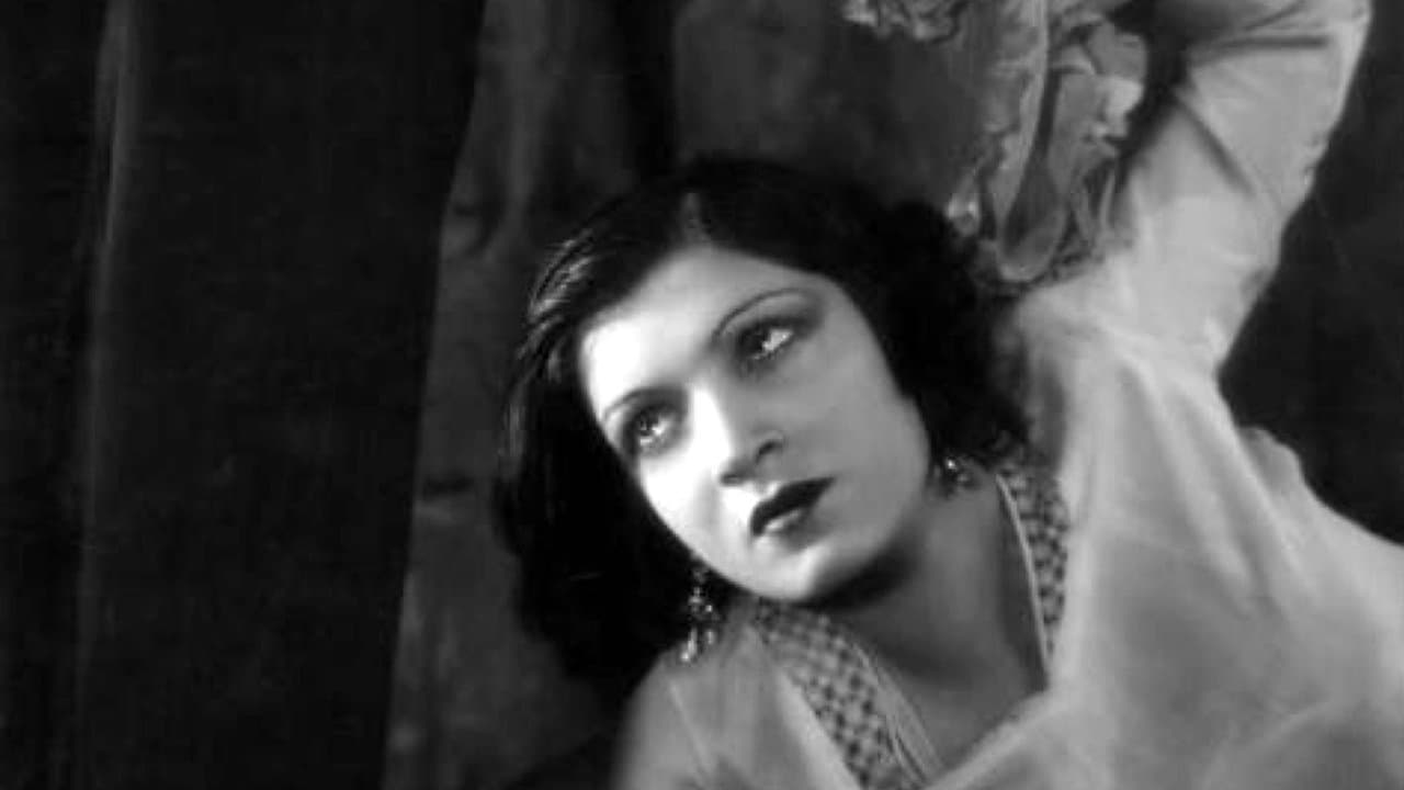 La Femme et le Pantin backdrop