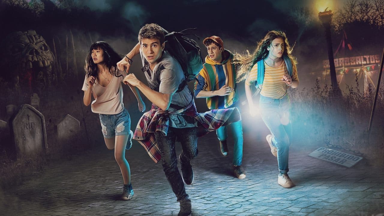 Tierra incógnita backdrop