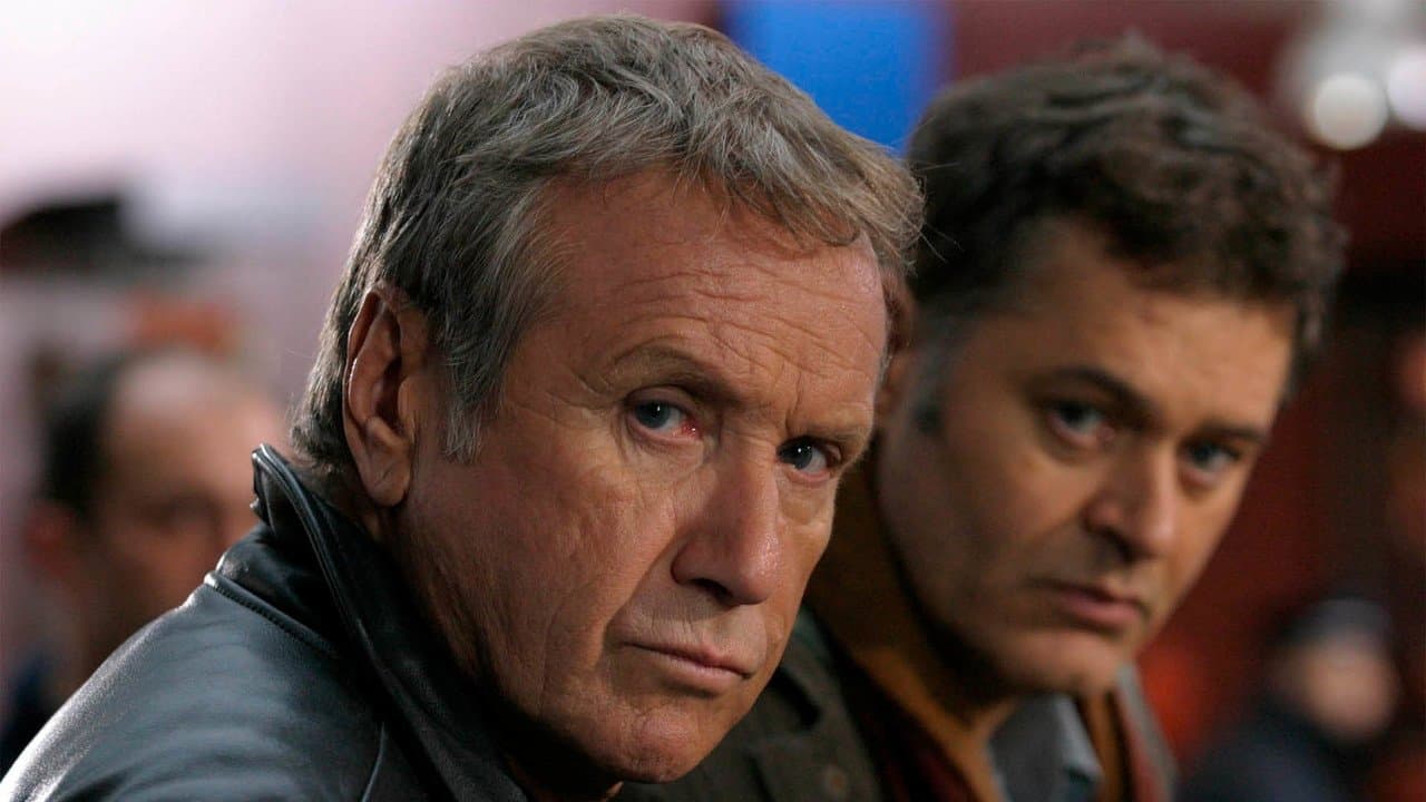 Commissaire Moulin backdrop