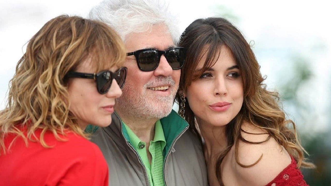 Pedro Almodóvar, tout sur ses femmes backdrop