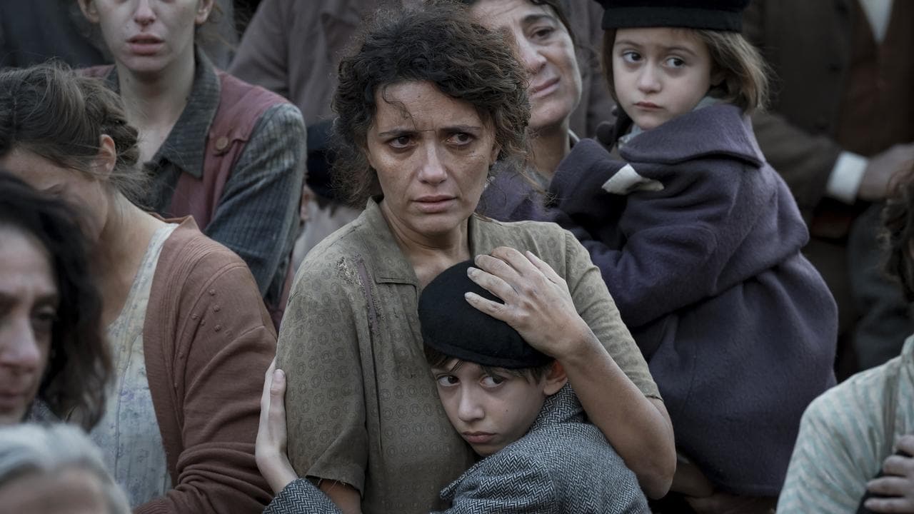 Le Train des Enfants backdrop