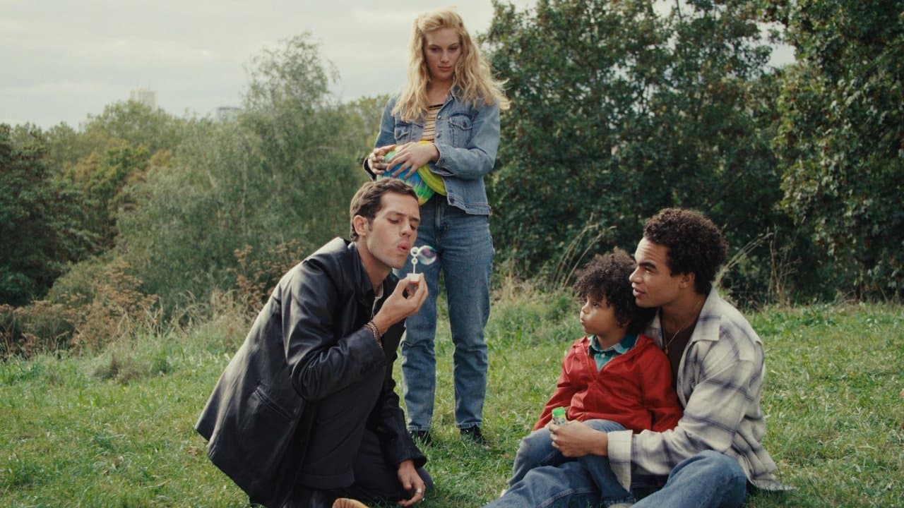 Vivre, mourir, renaître backdrop