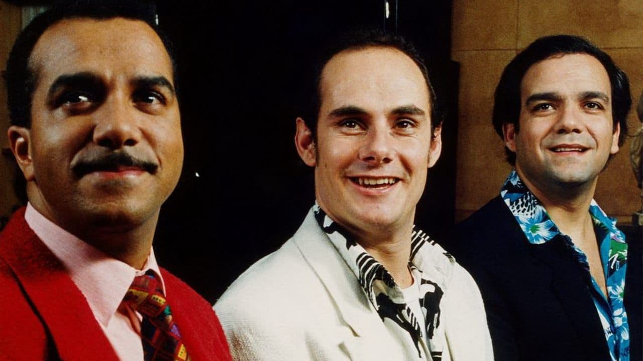 Les Trois Frères backdrop