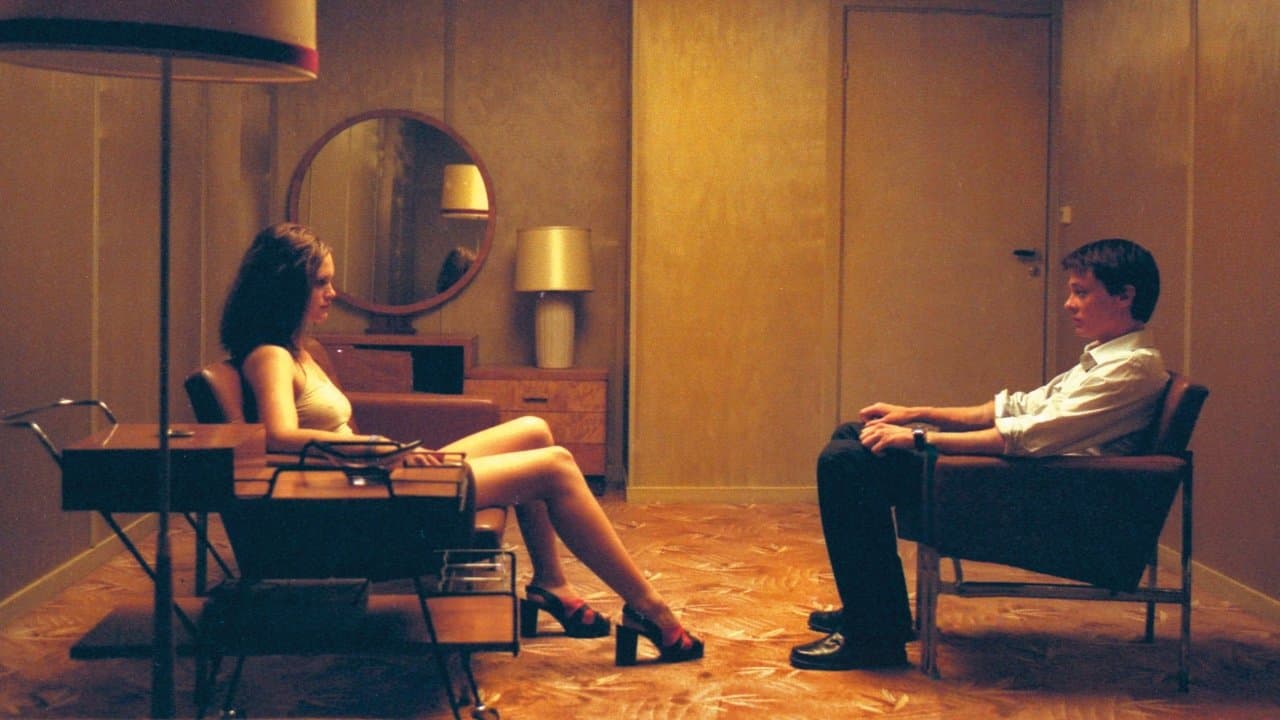 Next Door : Fantasmes sanglants backdrop