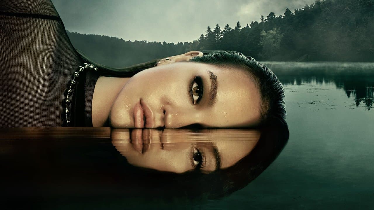 Cruel Summer backdrop